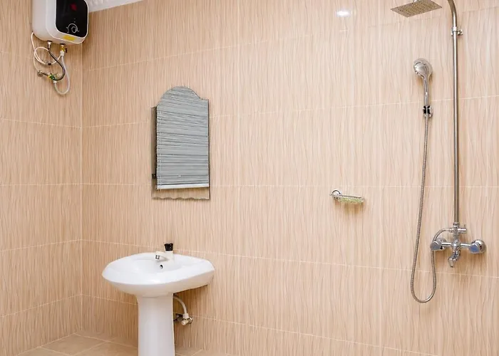 Executive Private Bed And Bath